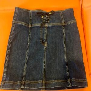 Free People‎ Dark Denim Skirt (size 6)